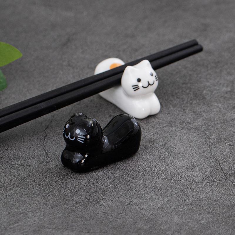 2pcs Cute Cartoon Dog Cat Ceramic Chopsticks Holder Chopstick Holder Stand Practical Fashion Chinese Kitchen Tableware Utensil