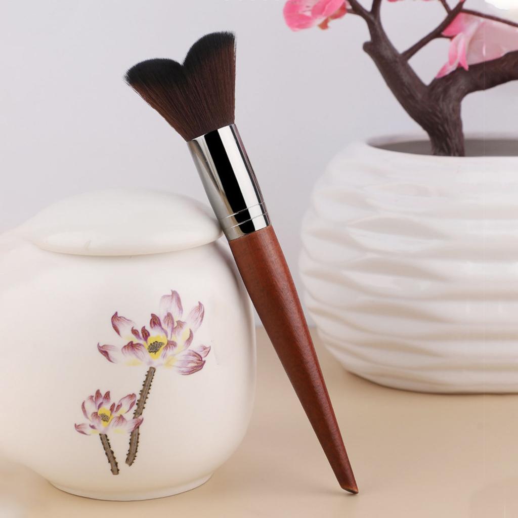 Fishtail Head Jaw Line Contour Brush Fiber Hair Face Makeup Contouring Brush Cosmetic Tool for Makeup Artist