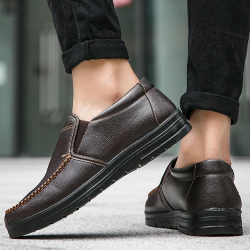 Fashion Mens Handmade Leather Shoes Fashion Casual Dress Shoes Classic Business Formal Shoes Loafers for Men Soft Driving Shoe Moccasins