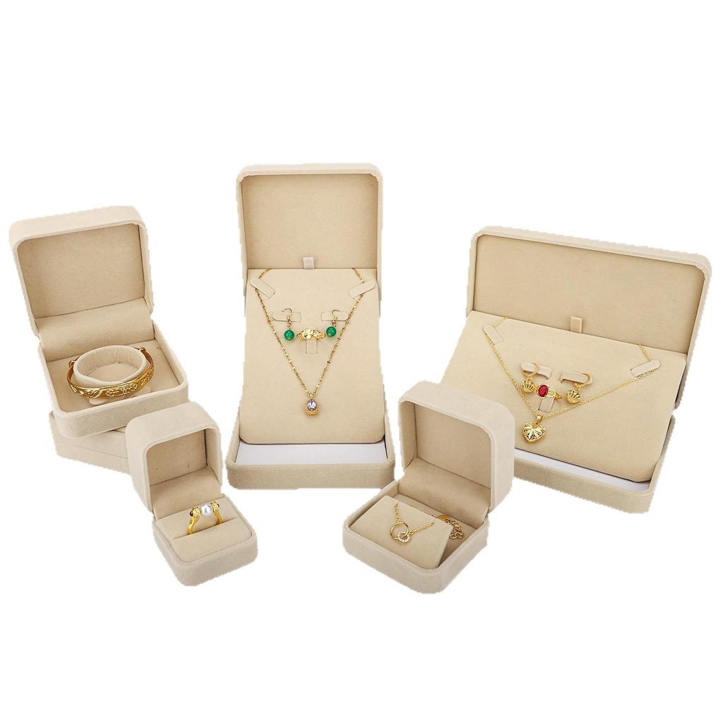 Velvet Jewelry Box for Rings, Pendants, Bracelets & Necklaces with Rounded Corners - Customizable Logo Option