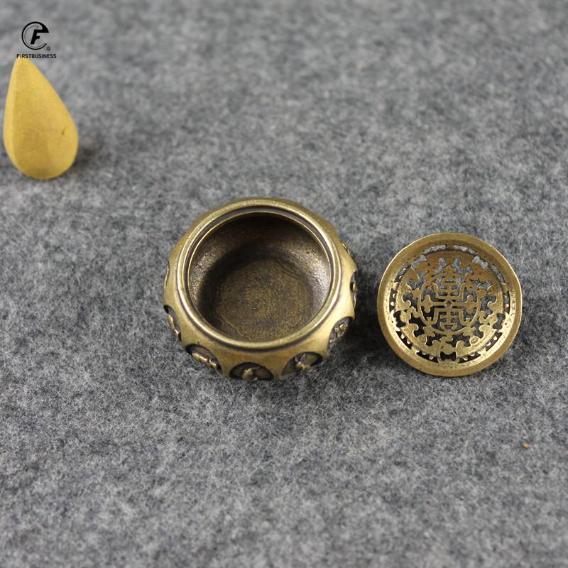 Antique Bronze Chinese 12 Zodiac Animals Incense Burner Home Decorations Pure Copper Hollow Home Censer Sandalwood Censer Holder