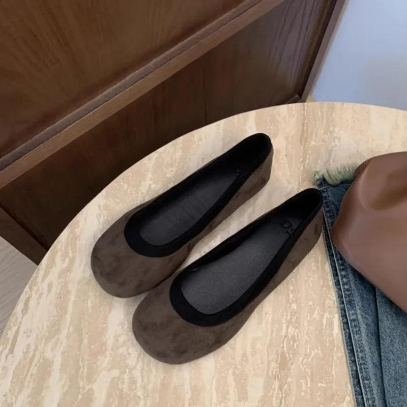 Fashion 2025 Hot Sale Ladies Shoes Shallow Women's Flats Fashion Round Toe Casual Flat Shoes New Color Matching Flat Low Heels Zapatos