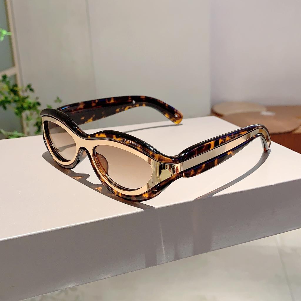 Vintage Oval Sun Glasses  Men Fashion Gradient Shades Trendy Stylish Brand Designer Women Mirror Outdoor Sunglasses