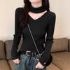 Neck hollow v-neck knitted sweater women's autumn and winter new design sense niche bottoming sweater sweater inner top