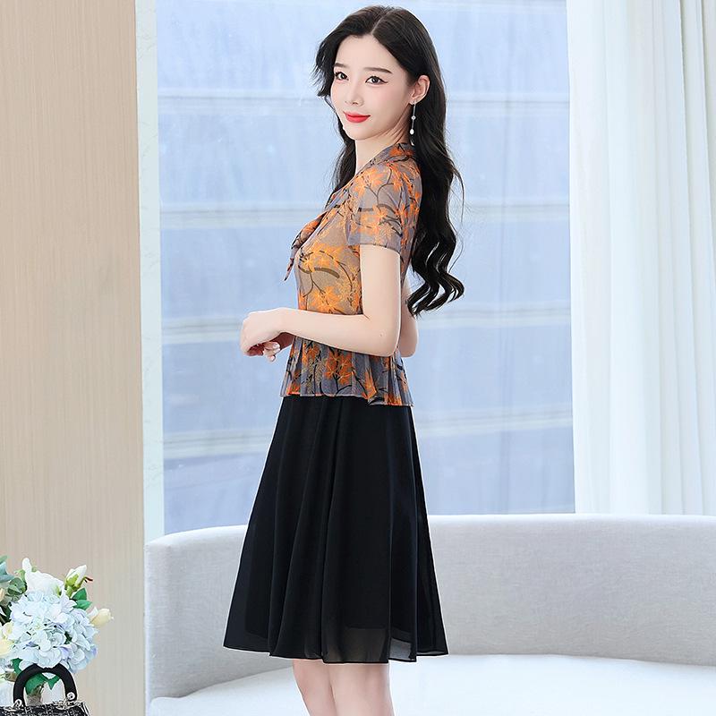Elegant Summer Short-Sleeved Dress for Middle-Aged Women - Perfect for Mother's Day