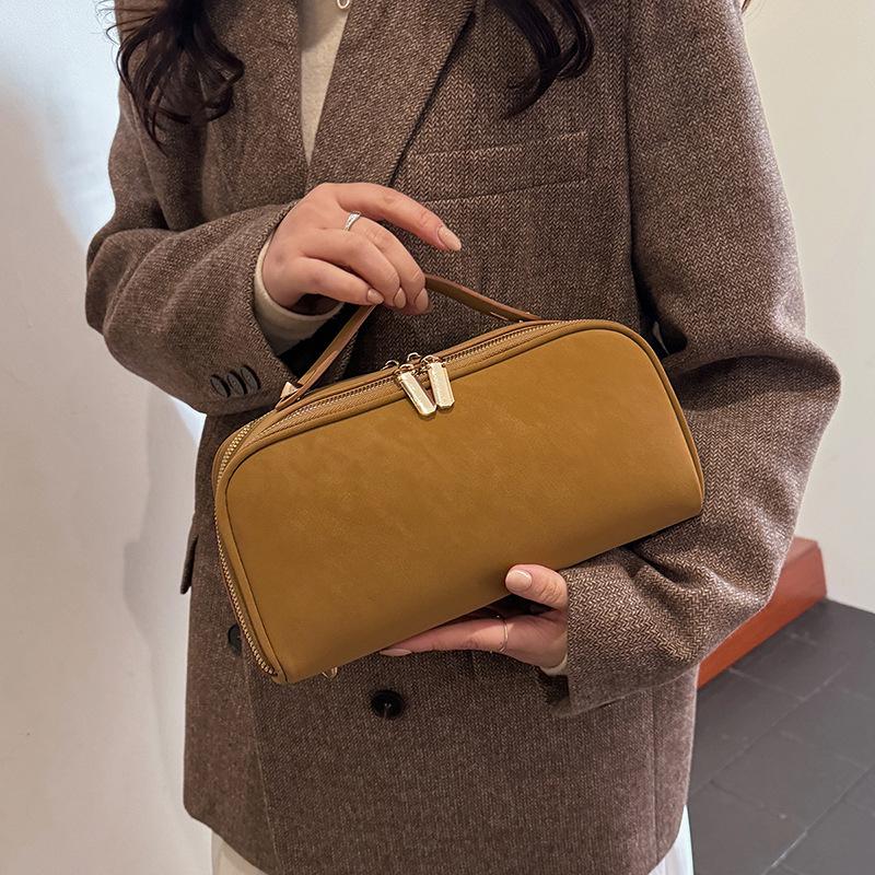 Simple Solid Color PU Leather Women Makeup Bags Fashi Portable Large Capacity Travel Storage Bag New Waterproof Toiletry Bags