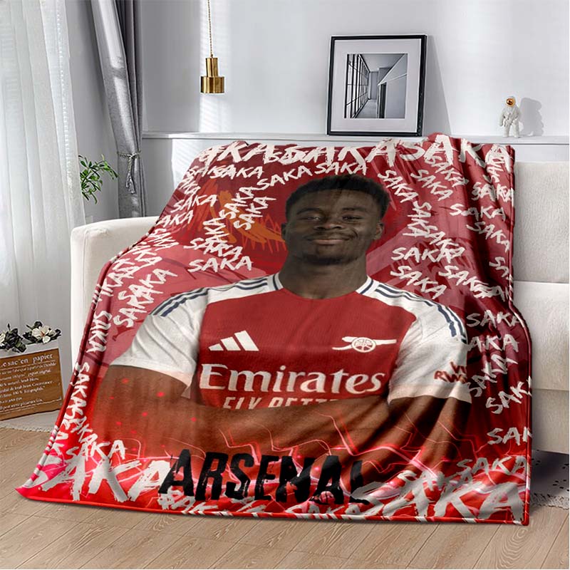 Bukayo Saka Football Fleece Blanket, Soccer Player Saka Red Background Print Throw Blanket, Soft Warm Blanket for Sofa Bedroom Fan Decor
