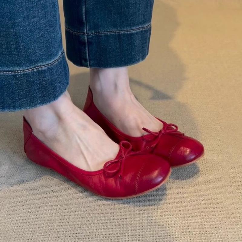 Sheepskin Retro Red Bow Ballet Flats - Women's Low-Cut Slip-On Square Toe Shoes