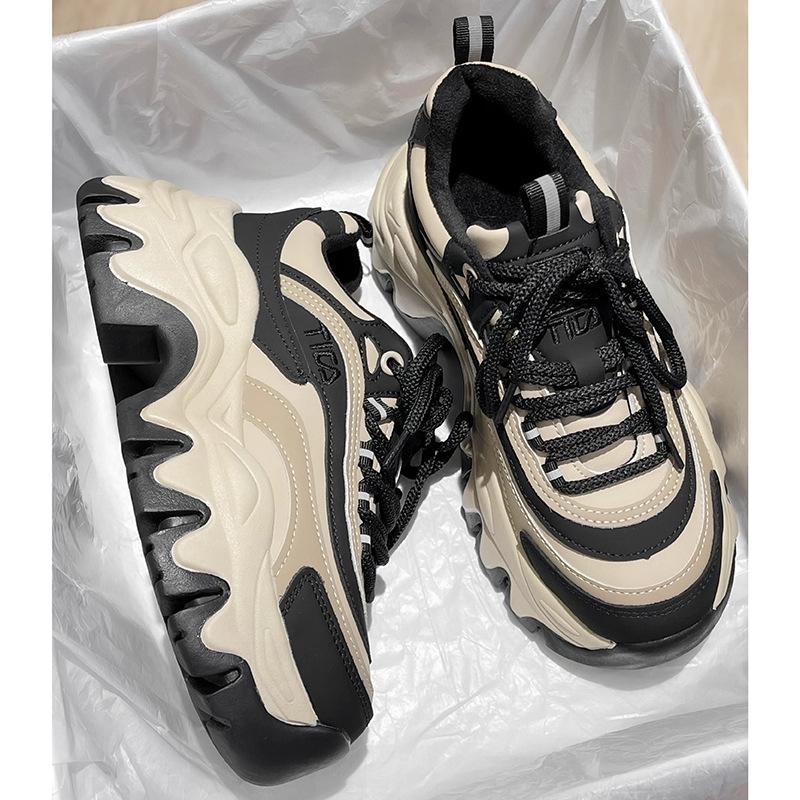 

Женская обувь летняя повседневная увеличивающая рост платформа кроссовки для бега универсальные женский тренд 40 чёрный