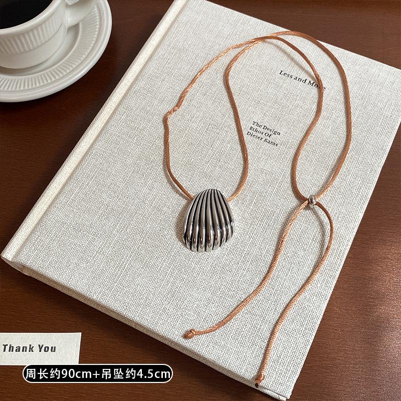 

Серебристое текстурное ожерелье-пуловер модное темпераментное нишевое ожерелье легкая роскошь универсальное простое украшение