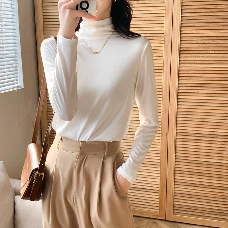 White brushed thickened turtleneck bottoming shirt for women in autumn and winter new loose and slim long-sleeved T-shirt for women with pile collar