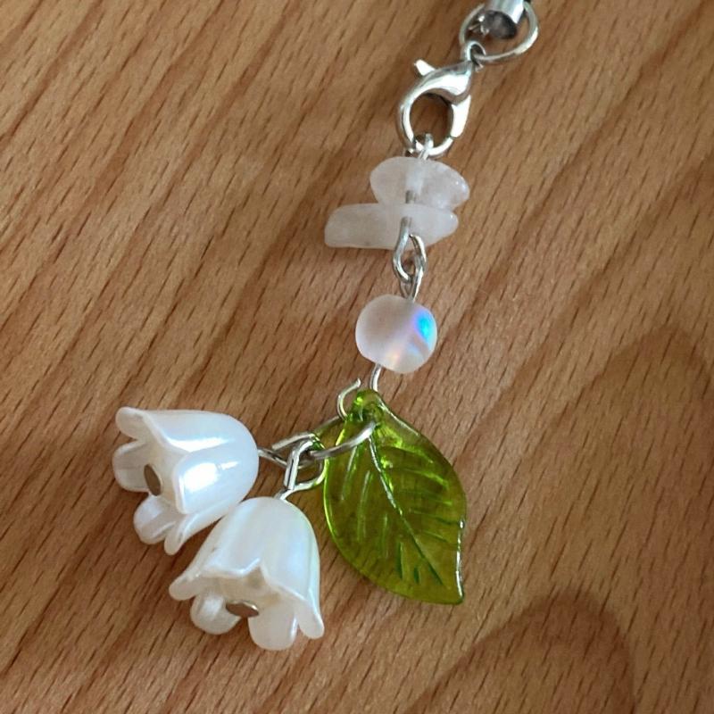 Fashionable Phone Lanyard Convallarial Pendant  Charming Bag Key  Accessories