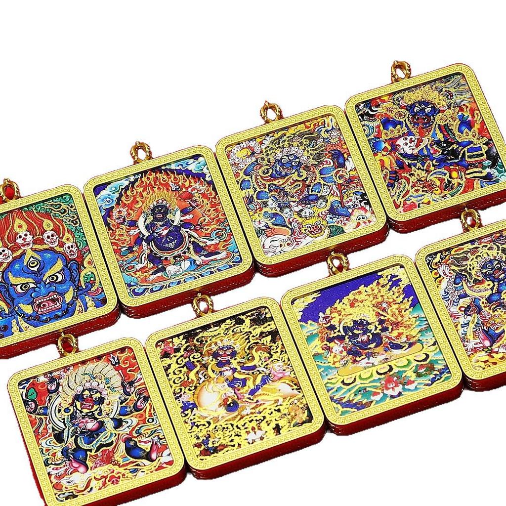 Tibetische Thangka Gelbe Jambhala Anhänger Halskette mit sechsarbigem weißen und roten Jambhala Design