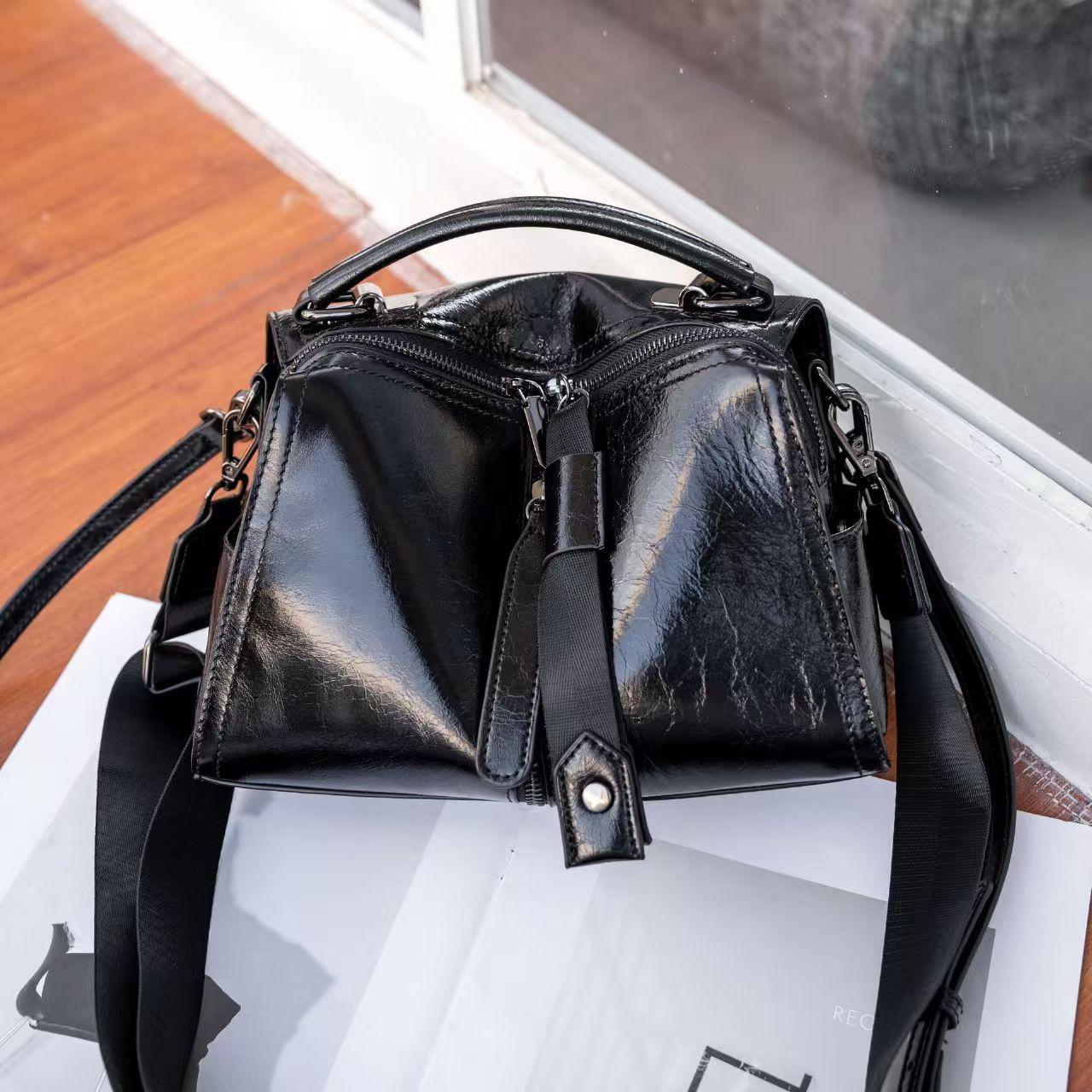 

Small Genuine Leather Tote Bag Oilwax Cow Leather Handbag Fashi Ladies Shoulder Or Messenger Bag