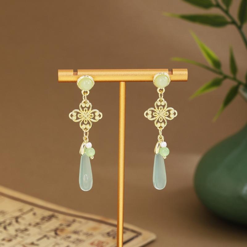 Silver Needle Ethnic Chinese Earrings for Women Green Fan-shaped Bamboo Leaves Long Tassel Jewelry Ancient Style Ear Clip Gifts