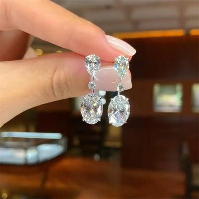Boucles d'oreilles pendantes délicates Huitan avec cristal CZ géométrique couleur Accessoires de tempérament pour femmes Bijoux de mode pour le quotidien