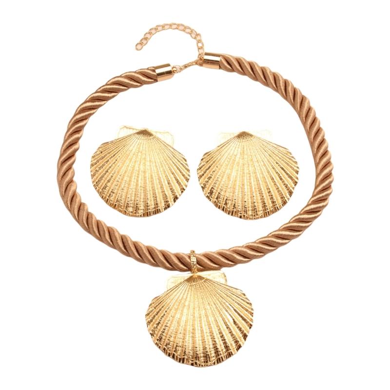 Elegant Shell Pendant Necklace and Earrings Set Handmade Weddings Accessories Fashionable Jewelry for Women Girls