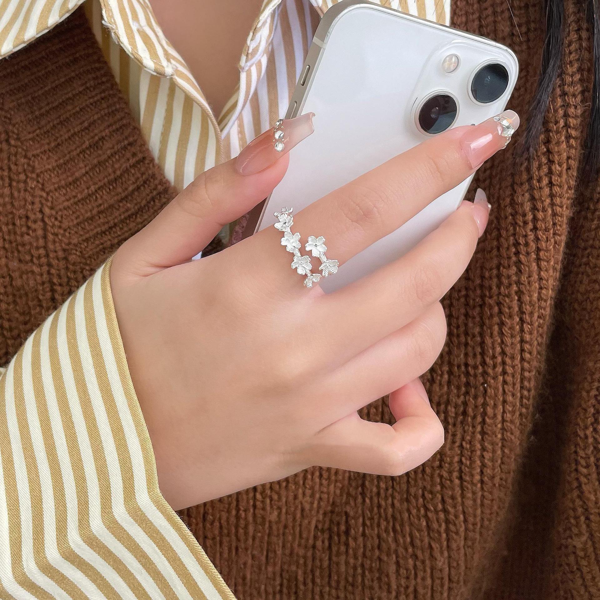 Elegant 3D Flower Ring: Women s Adjustable, Trendy  Sweet Style Adjustable