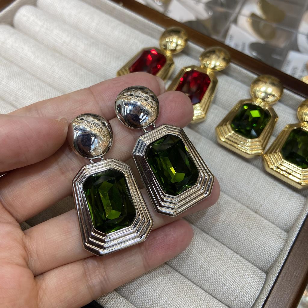 Vintage Design New Chinese Retro Olive Green Gemstone Trapezoidal Earrings Stud Earrings