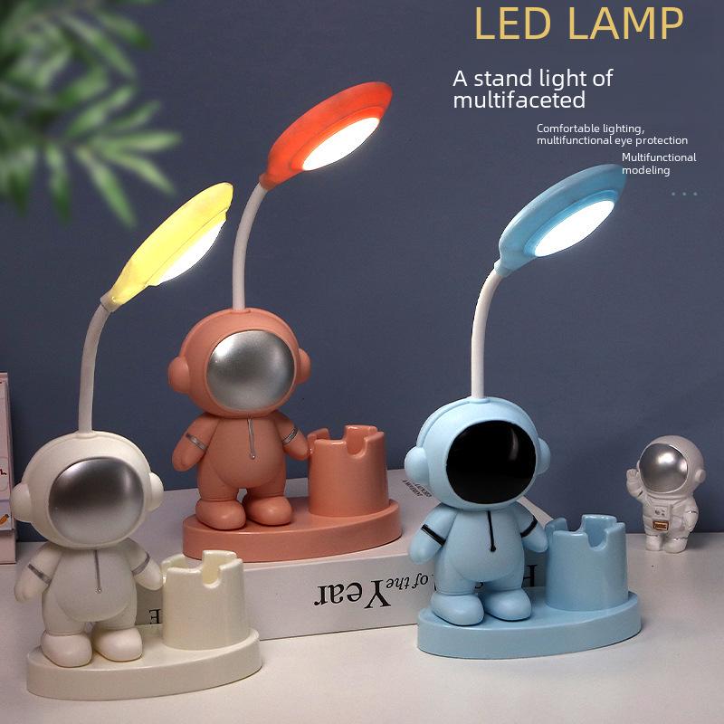 Anpassbare LED Astronauten Schreibtischlampe – Augenfreundliches Nachtlicht für Studenten, Perfekt als Geschenk