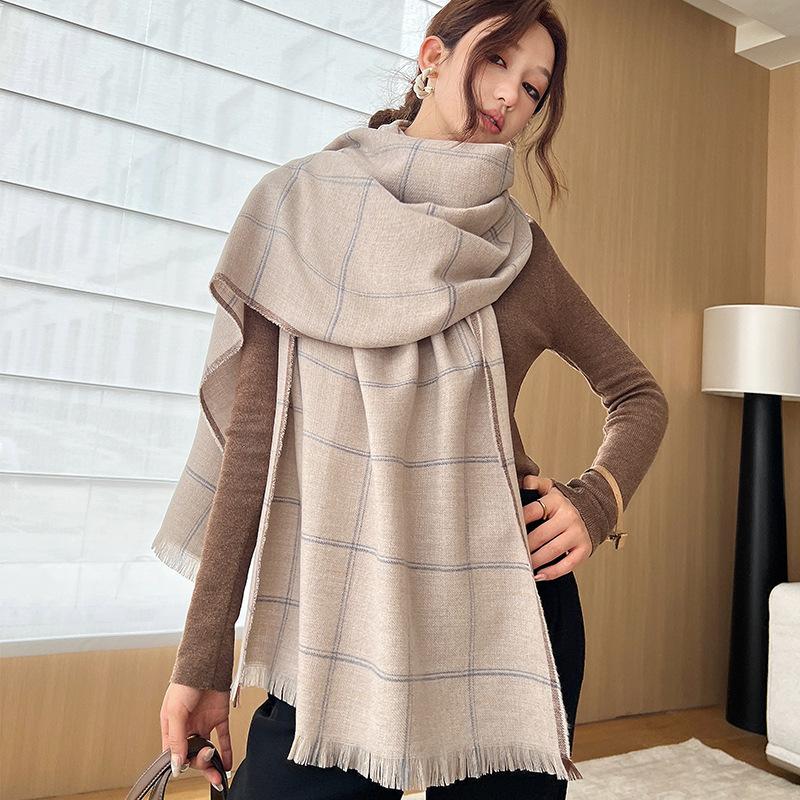 Commuting Fashion Minimalist Plaid Wool Scarf Women's Autumn and Winter New Warm Scarf Versatile Simple High End Shawl