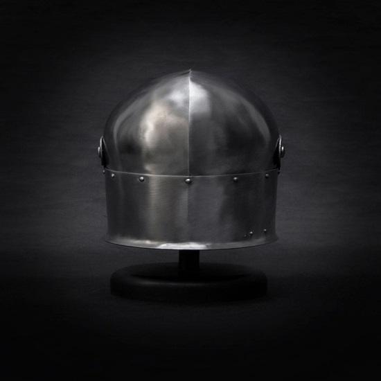 14th Century Sugarloaf Helmet: Crusader Knight Visor   Combat Ready