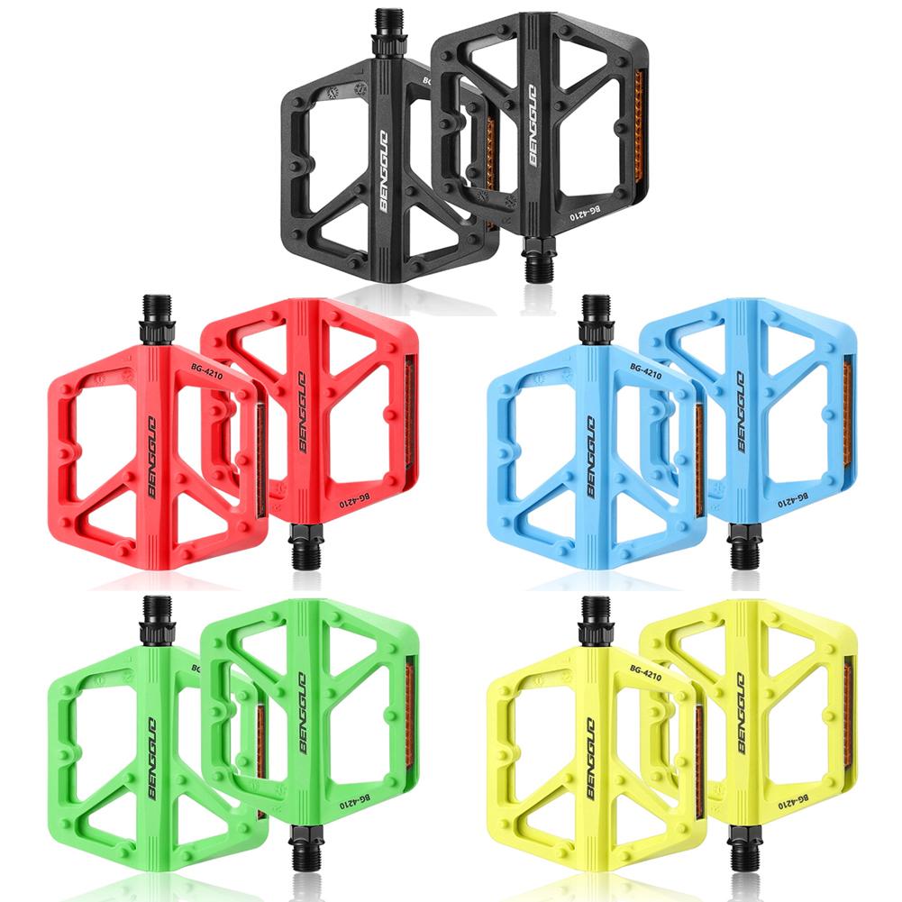 Double DU Bearing Ultralight Bike Pedals with Reflector Mountain Road Bike Flat Pedals Bicycle Platform Pedals Bike Accessories