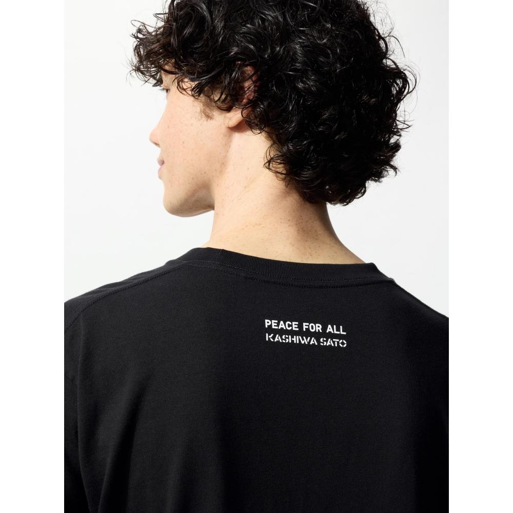 Uniqlo Peace For All T shirT saTo Kazuhiko
