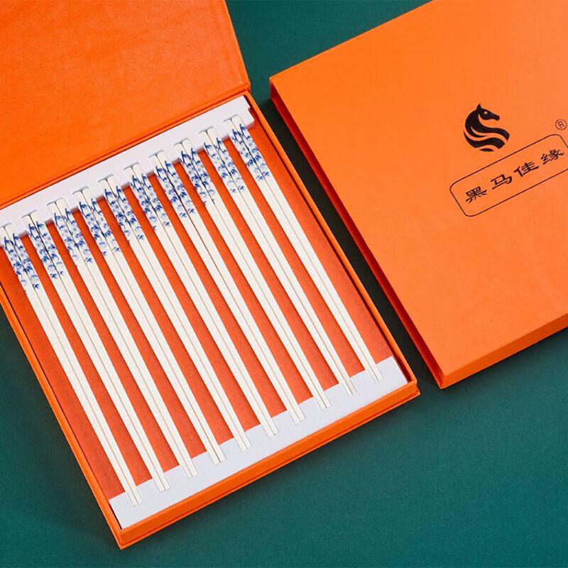 Heima Jiayuan Blue and White Ceramic Chopsticks Gift Set