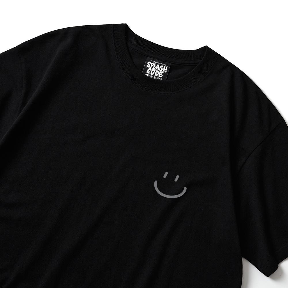 Seupeullaesikodeu Short Sleeve T-Shirt Black - Smiling