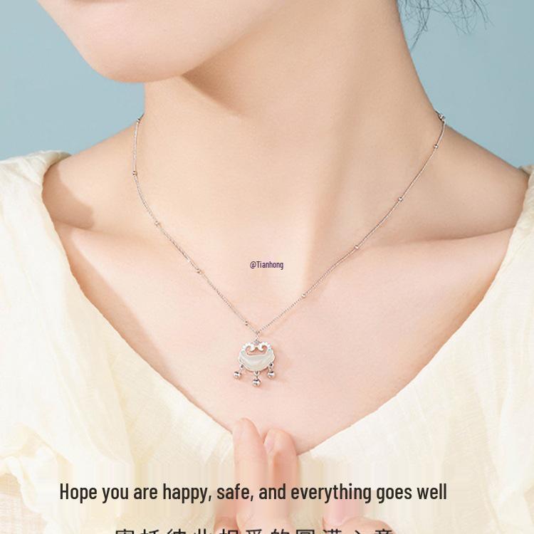 Hetian Jade Women's Necklace: 999 Sterling Silver Peace Lock Pendant, Versatile Clavicle Chain, Ideal Birthday Gift for Girlfriend