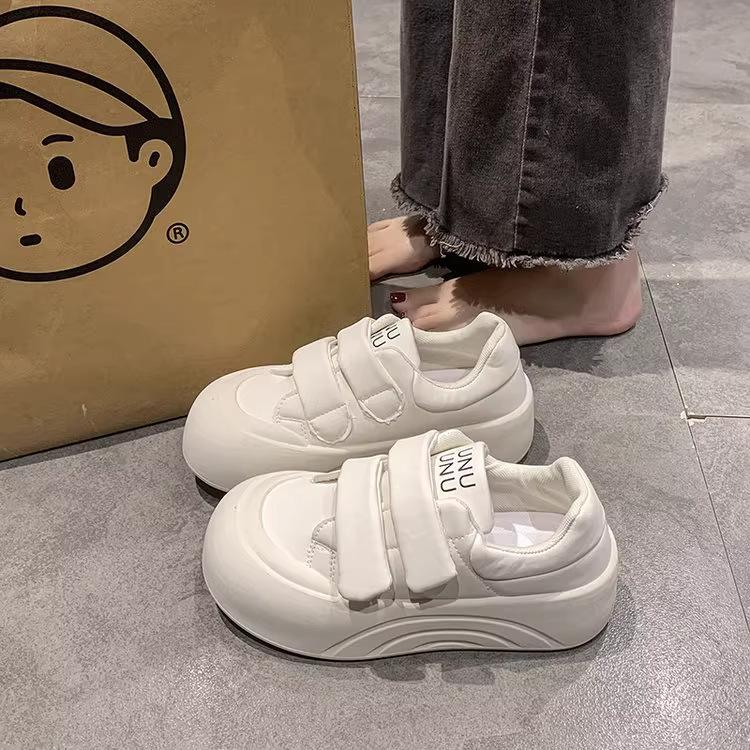 Round Head Thick Sole Big Head Shoes Women's 2025 Autumn Velcro Casual Shoes Ugly Cute Sports Shoes Height Increase Versatile Little White Shoes