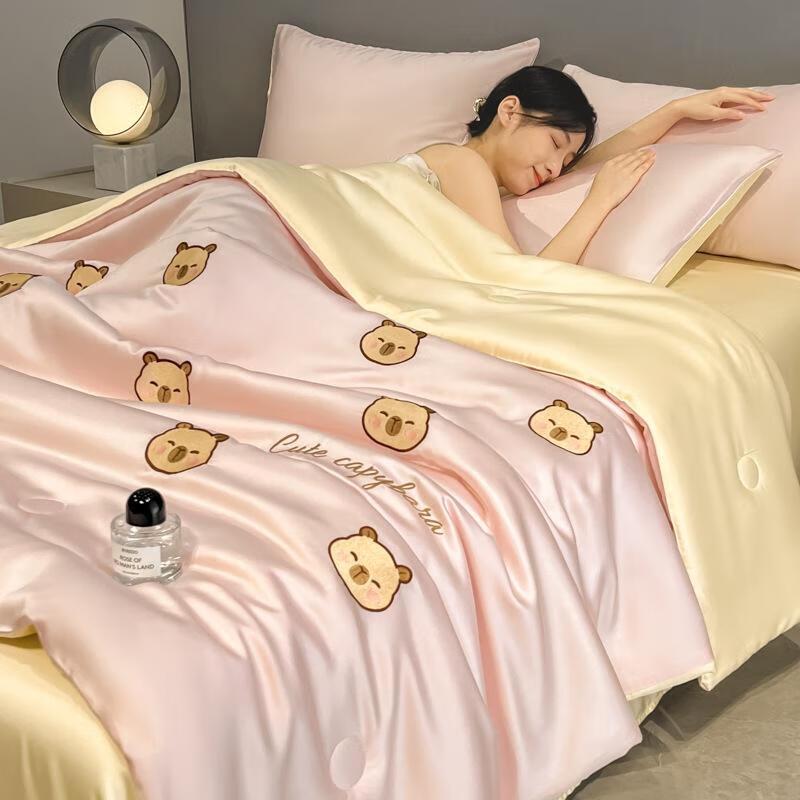 

Вышитое моющееся летнее одеяло из ледяного шелка с наволочками