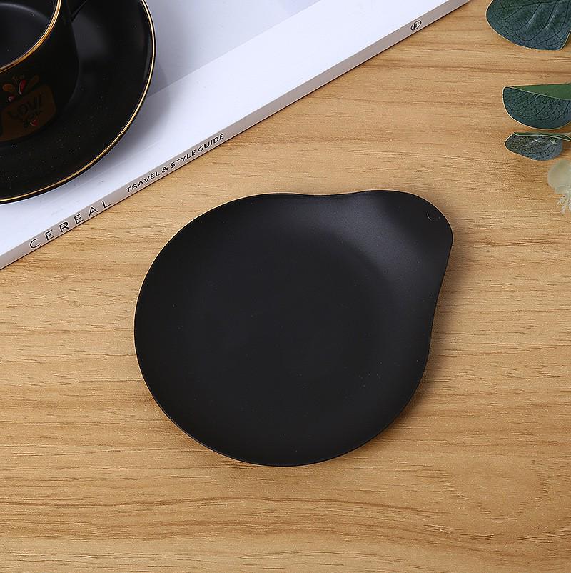 Kindergarten Handmade Disposable Paper Plates: Round & Rectangular for BBQ, Cakes, Bread, and Painting.