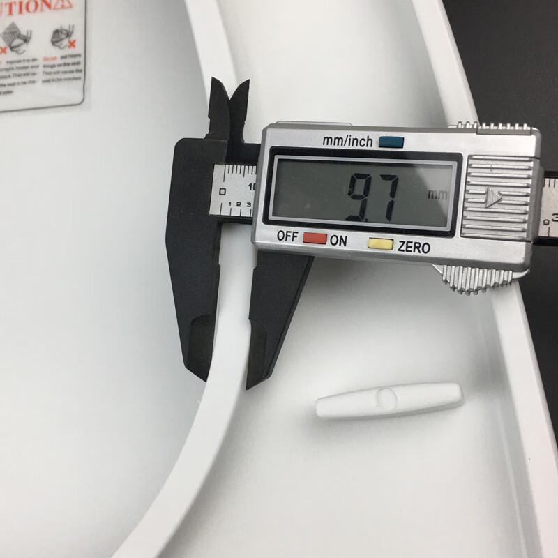 MDNG Thickened Soft-Close U-Shaped Toilet Seat