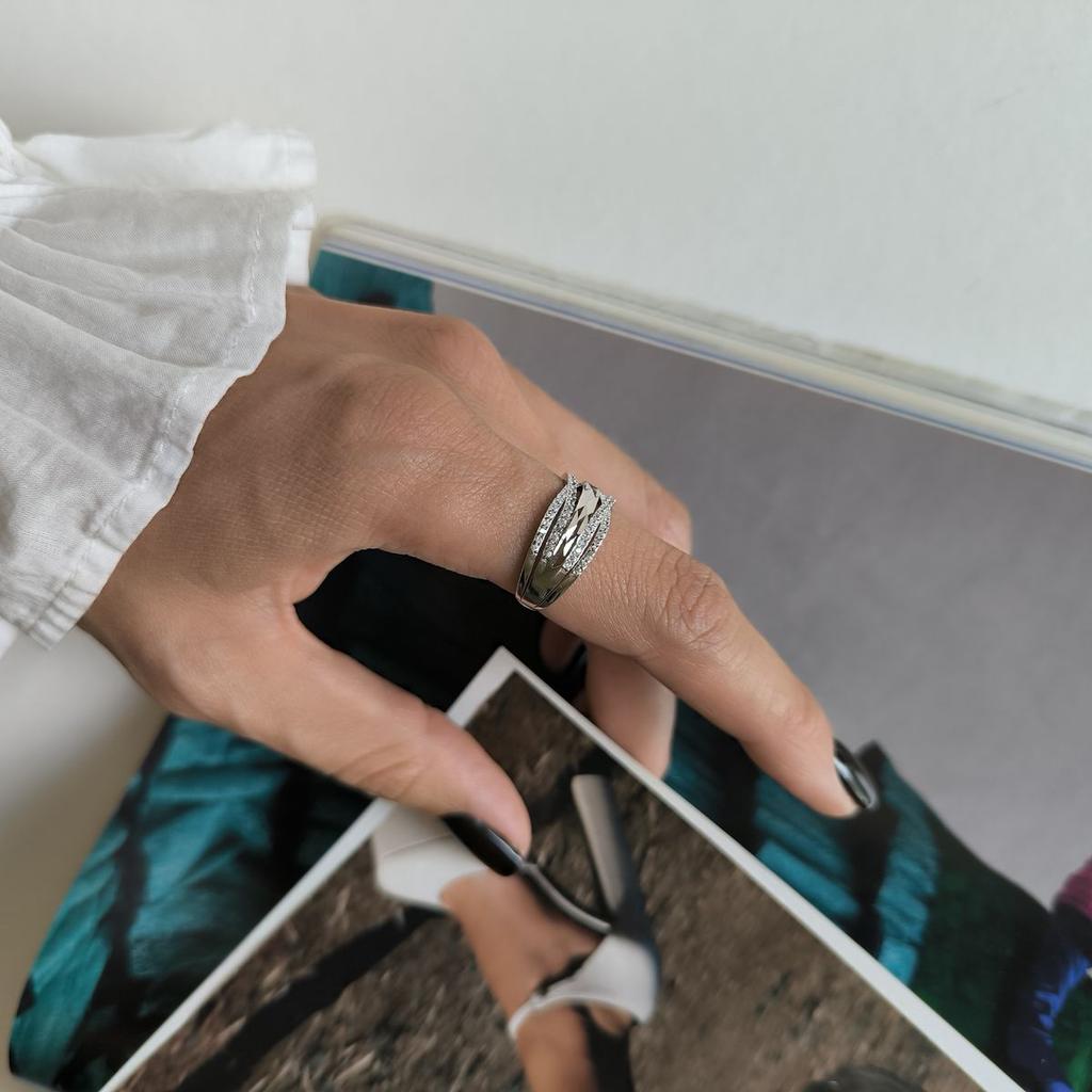 Silver Ring with Cubic Zirconia, Product Weight 3.49 G (2185659)