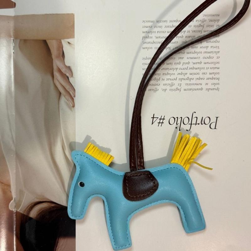 Mode PU Leder Mini Pony Anhänger Damen Tasche Hängende Dekoration Zubehör Cartoon Pferd Schlüsselanhänger Auto Schlüsselanhänger Geburtstagsgeschenk