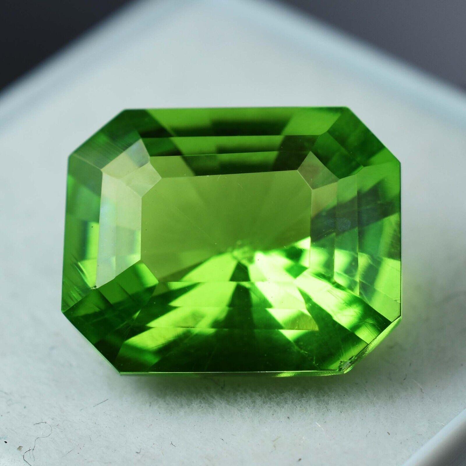 

Натуральний ЗЕЛЕНИЙ Перидот СЕРТИФІКОВАНИЙ 9.65 Карат Відмінне Смарагдове Огранювання Вільний Дорогоцінний Камінь BA-6025 13.2 mm approx. зелений