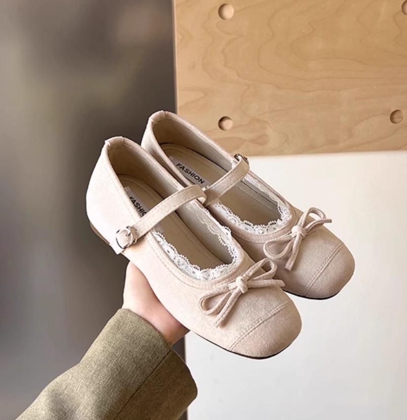 

Gentle fairy Mary Jane shoes 2025 new spring and summer French single shoes shallow mouth height increase versatile ballet shoes 40 абрикосовый