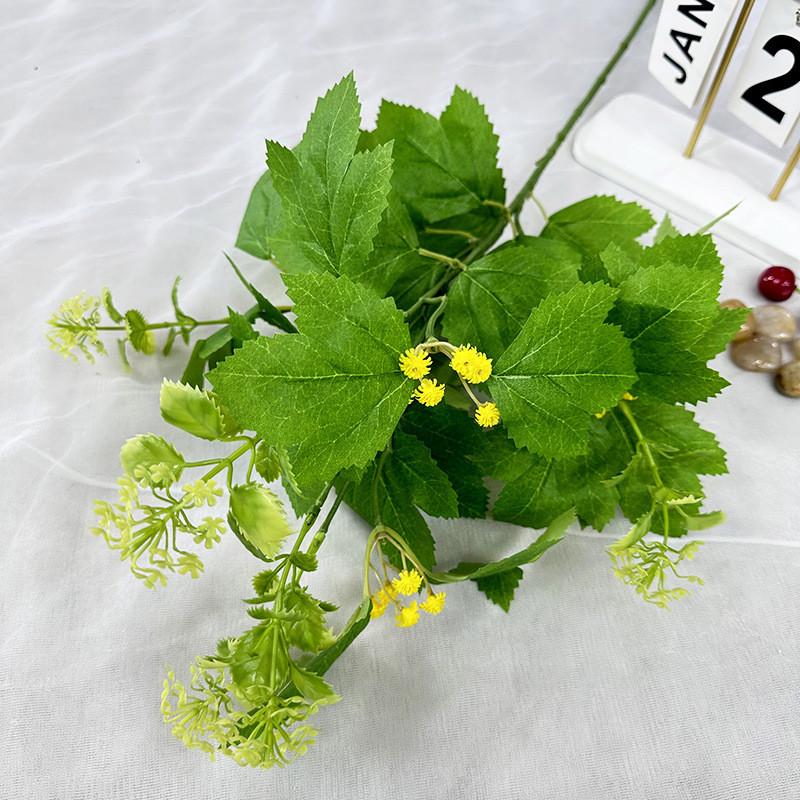 Plastic Bee Leaf Table Decor With Faux Flowers For Home Living Room And Wedding Events