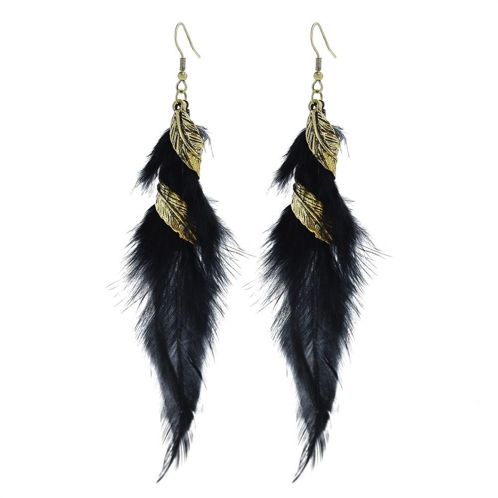 Bohemian Feather Pendant Earrings For Women With Alloy Material And Vintage Style