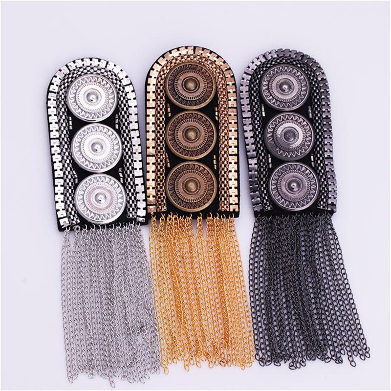 Metall Quaste Epaulette Schulter Accessoires Aufnäher Punk Rock Brosche Quaste Epauletten Punk Stil Metall Textur Fransen Epaulette