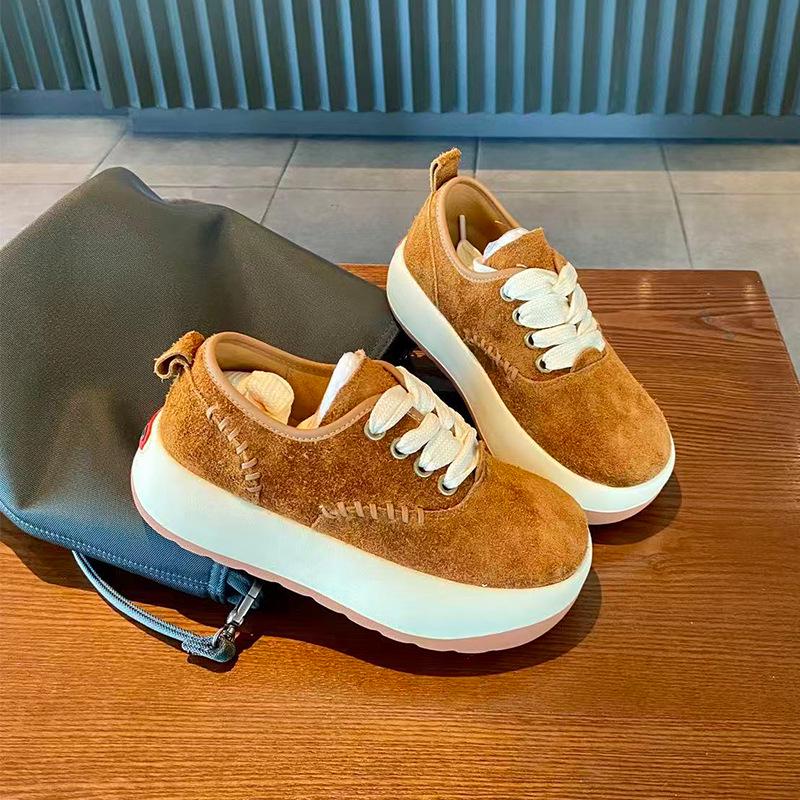 

In-Stock Women s Retro Genuine Leather Thick-Soled Sneakers - 2025 New Autumn Versatile Lightweight Casual Shoes 38