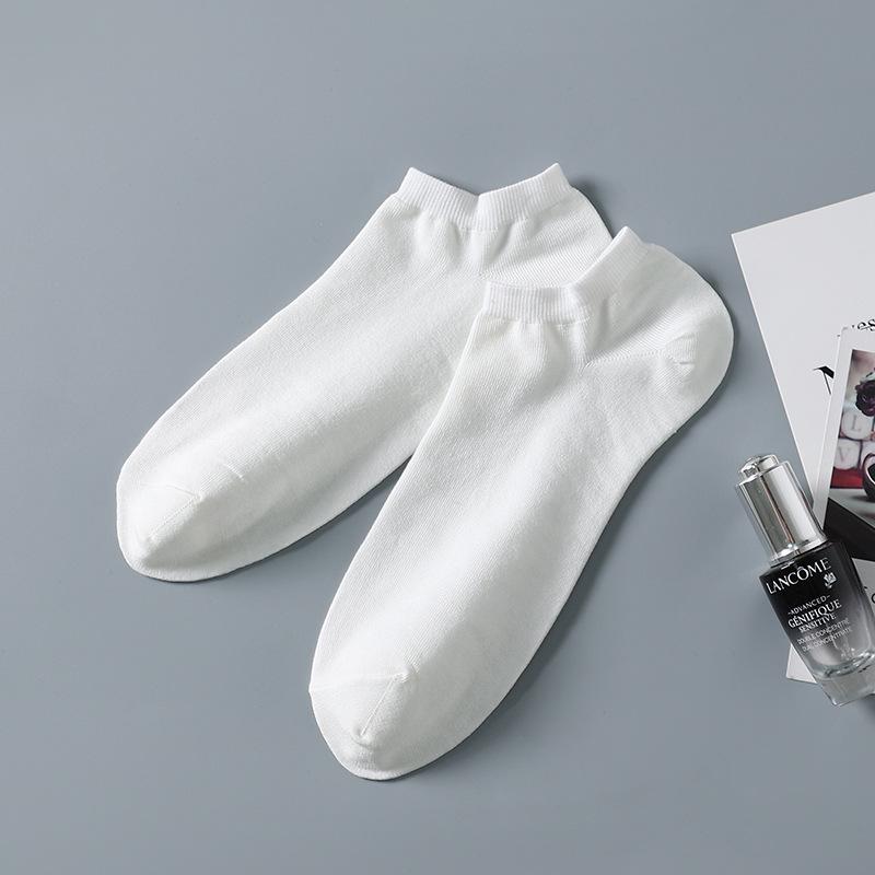 Men's Silk Socks for Healthy Foot Care - Ideal for Spring, Summer, and Autumn