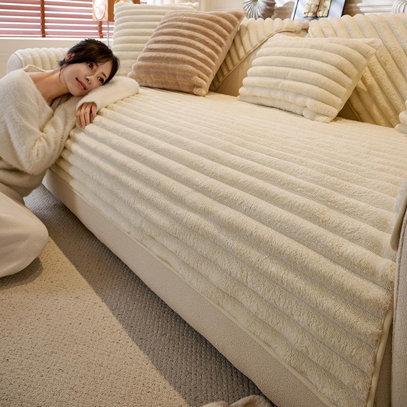 Cream wind sofa cushion, winter thickened seat cushion, leather sofa cover, new autumn and winter cover towel 70-70cm
