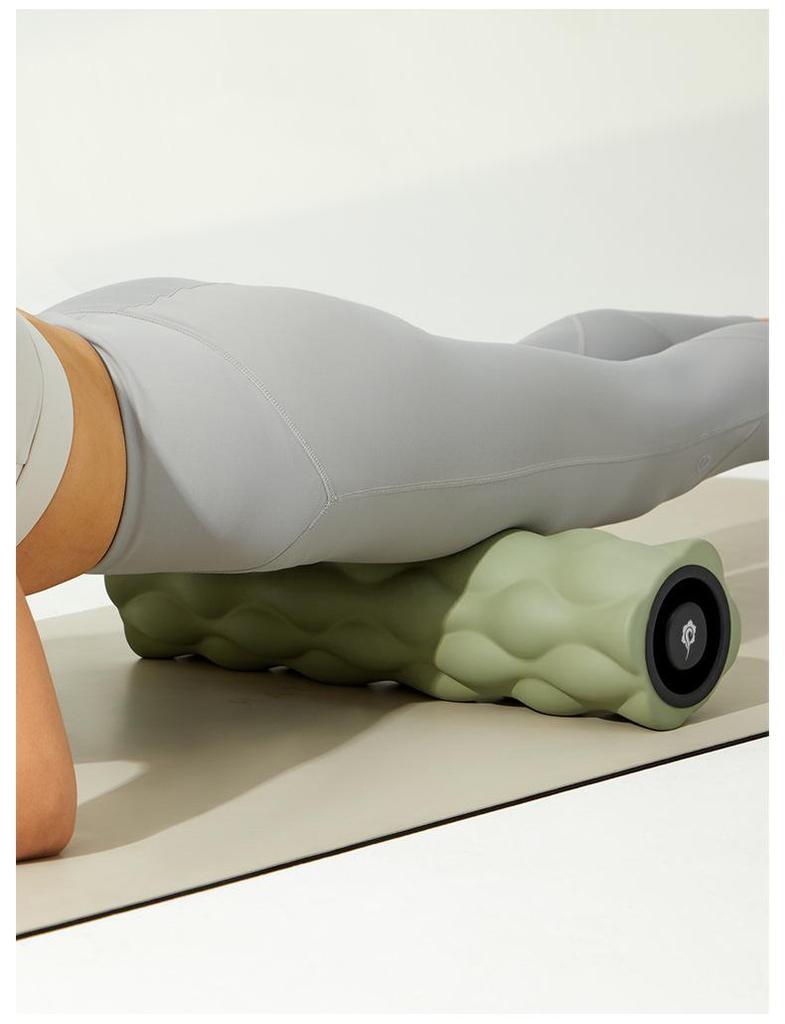 Hata Foam Roller: Yoga & Massage Tool for Home or Club - Professional Fitness Muscle Fascia Relaxation Roller.