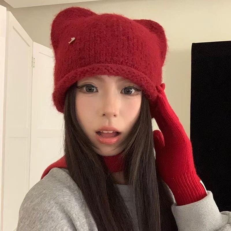 Dumble Cat Ear Knit Hat With Embroidered Design For Winter Warmth And Casual Wear