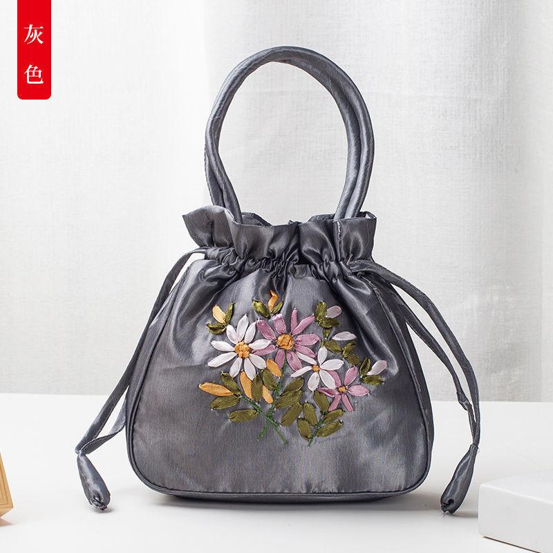 Handbag Women's Bag Ethnic Wind Bag Handmade Embroidered Mommy Bag New Women's Shopping Bucket Drawer Mobile Phone Bag
