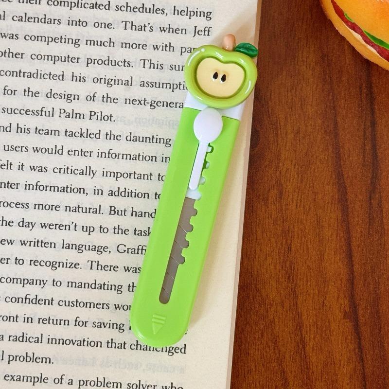 Mini cuchillo utilitario de dibujos animados para estudiantes, abridor de letras Kawaii pequeño, Clip de papel para oficina, suministros para estudiantes, accesorios de oficina