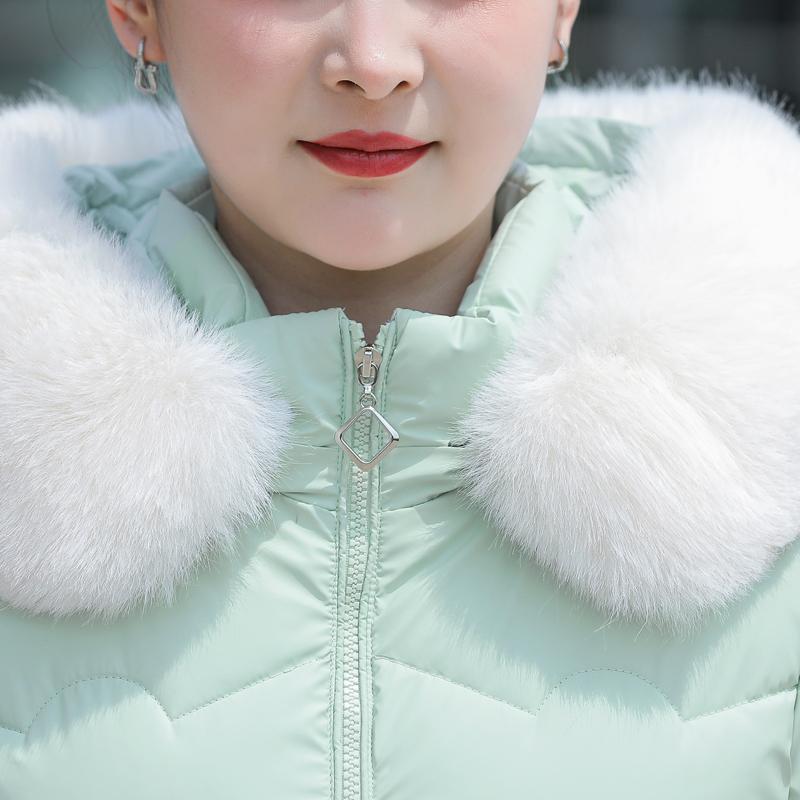 Fashion Winter Short Parkas Female Outerwears Hooded Faux Fur Collar Lady Jackets Thick Warm Elegant Coats